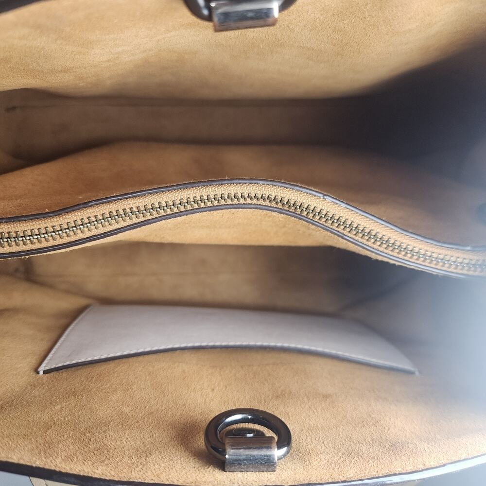 Coach 29256 Cooper Carryall Rivets Chalk Beechwood Glovetanned Leather - Picture 6 of 12